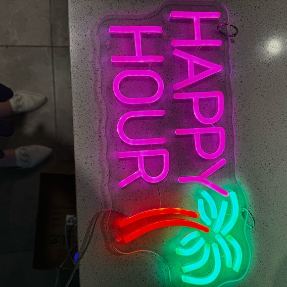 Happy Hour Neon Bar Light - Picture 5 of 5